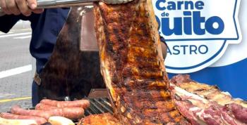 El "Chulla Asado": La tradición del fuego que une a las familias ecuatorianas en abril de 2026