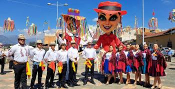 Azuay activa el "Carnaval Bakansote": Una agenda de 120 eventos para celebrar la cultura y el sabor